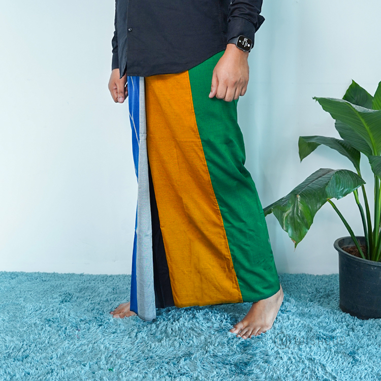 Blue & Green Avurudu Handloom Sarong