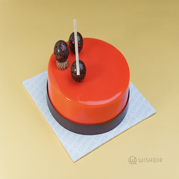 Strawberry Crunchy Mousse Cake