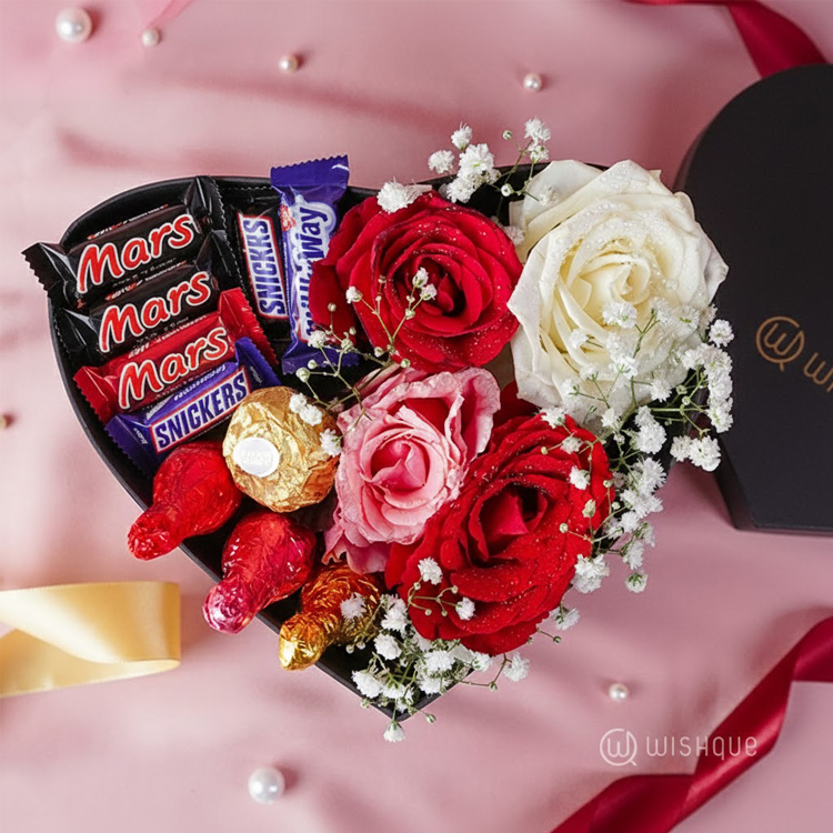 Fresh Roses & Mix Chocolates Heart Box