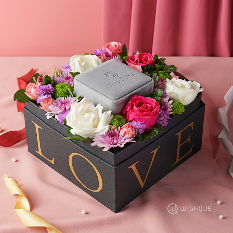 Charm Beads Fresh Rose Valentine's Day Gift Box