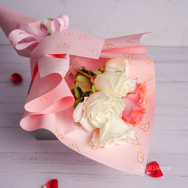 Pink & White Rose Posy