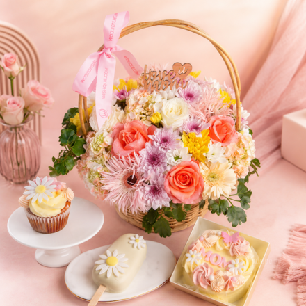 To My Mom With Love Bento & Fresh Flower Gift Set