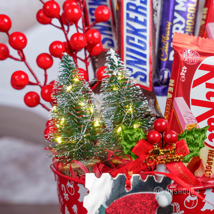 Xmas Tree Surprise Bucket