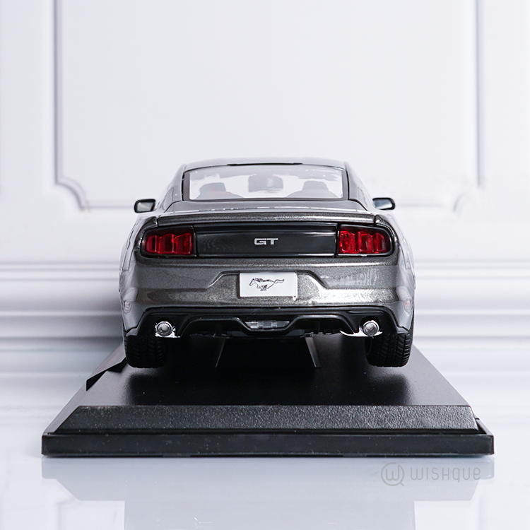 Maisto 2015 Ford Mustang GT Special Edition