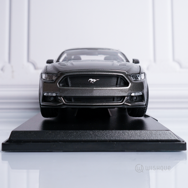 Maisto 2015 Ford Mustang GT Special Edition