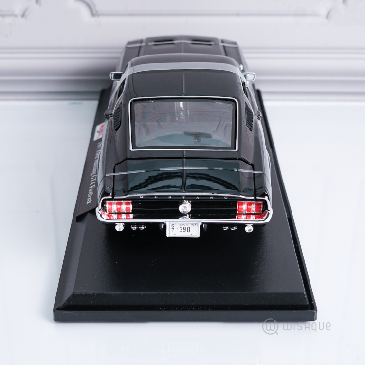 Maisto 1967 Ford Mustang GTA Fastback Special Edition - Black