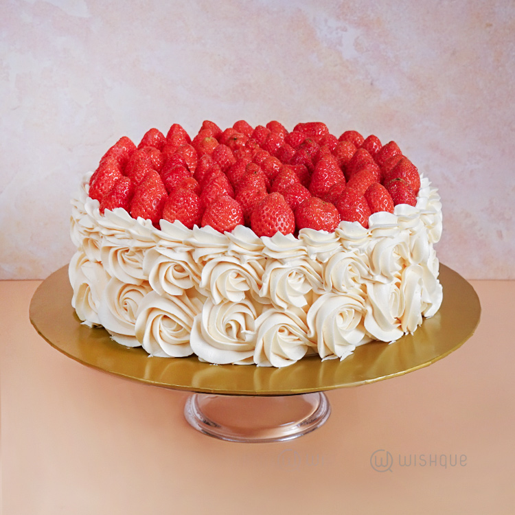 Crimson Crown Strawberry Chocolate Cake