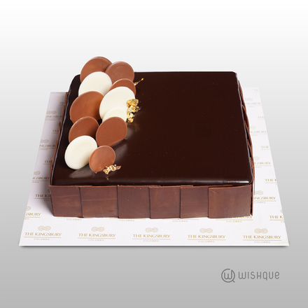 Chocolate Chip Cake by Kingsbury