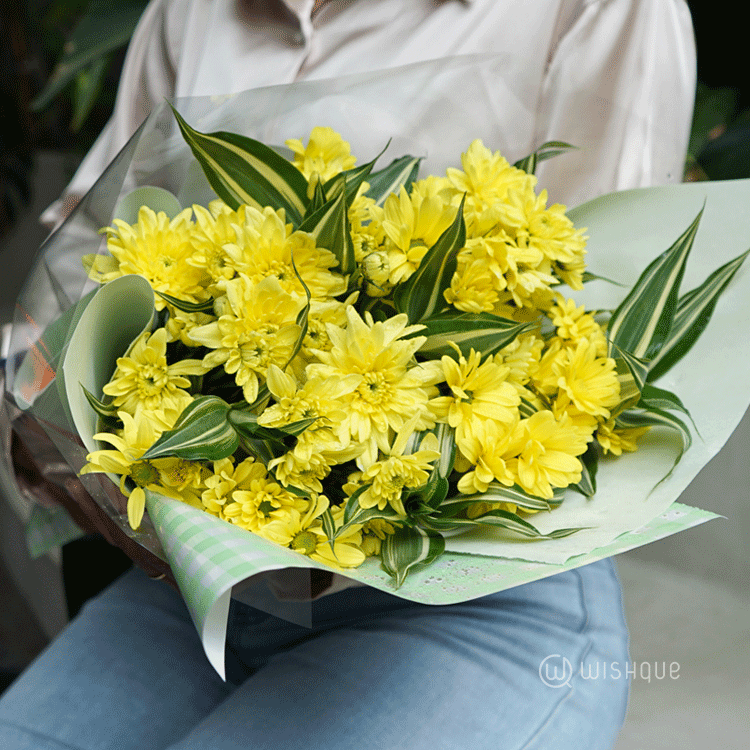 Lemora Glow Chrysanthemum Bouquet