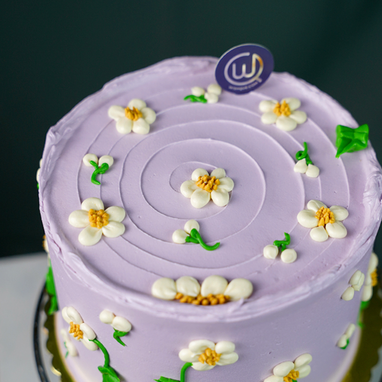 Lilac Daisy Ribbon Cake