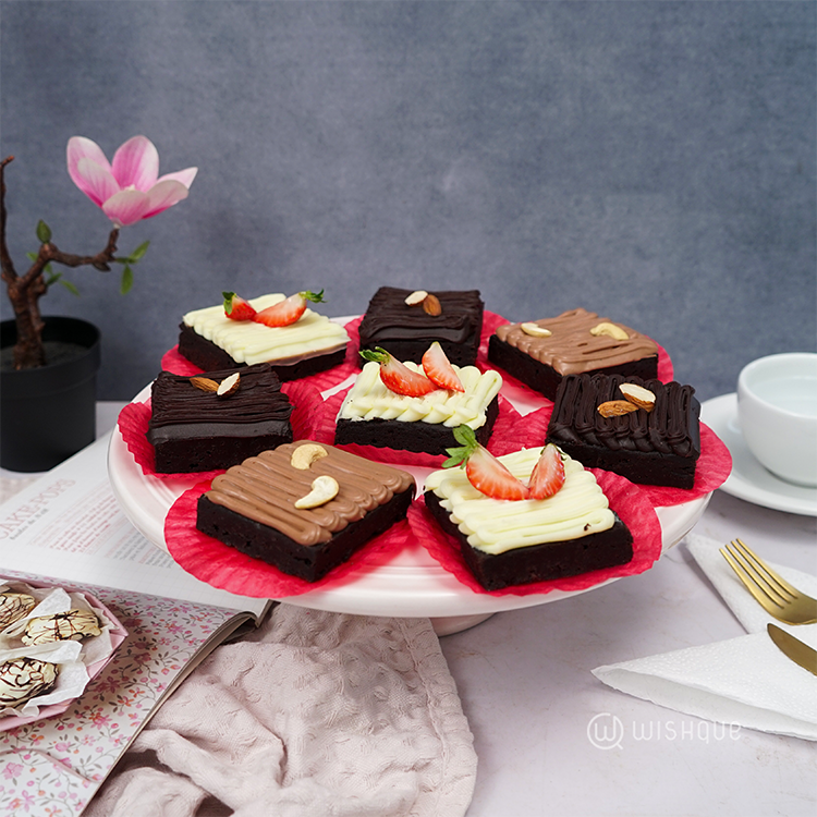 Triple Ganache Brownie Box ( 9 Pcs )