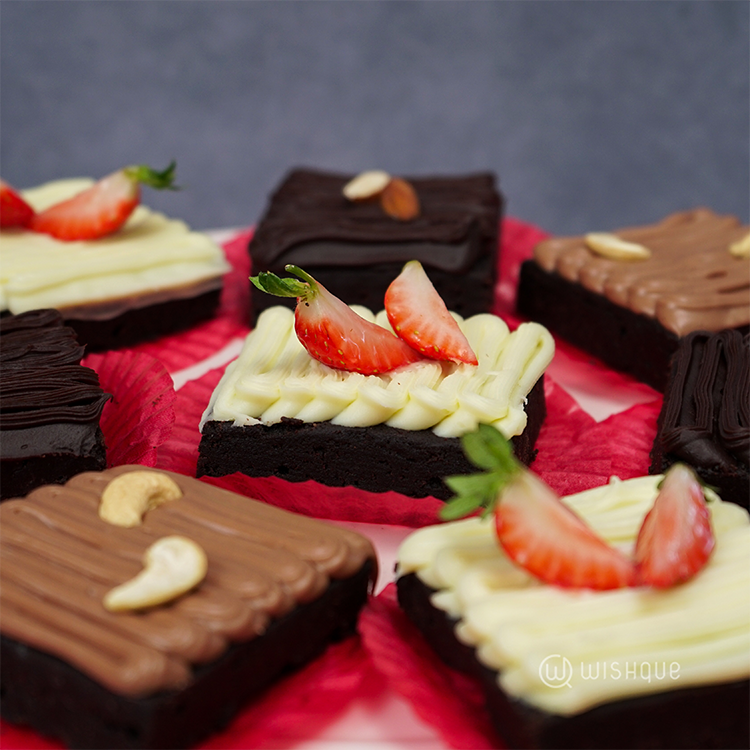 Triple Ganache Brownie Box ( 9 Pcs )