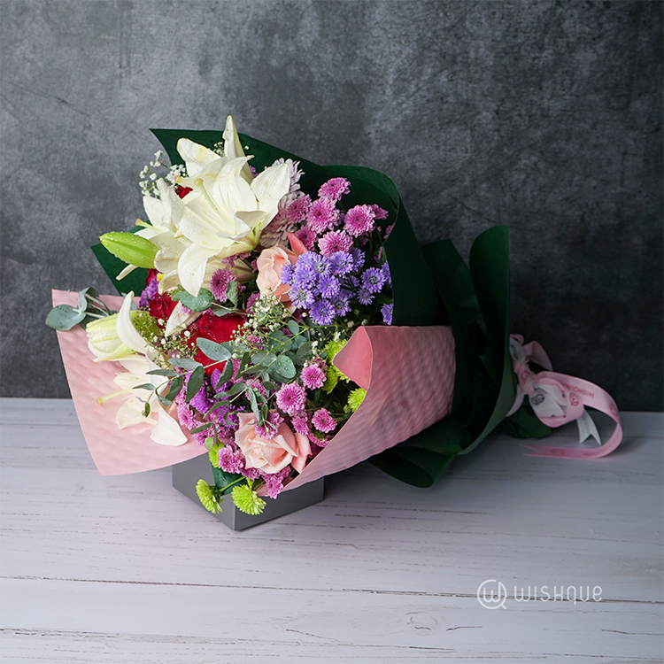 Pastel Melody Giant Lily Bouquet