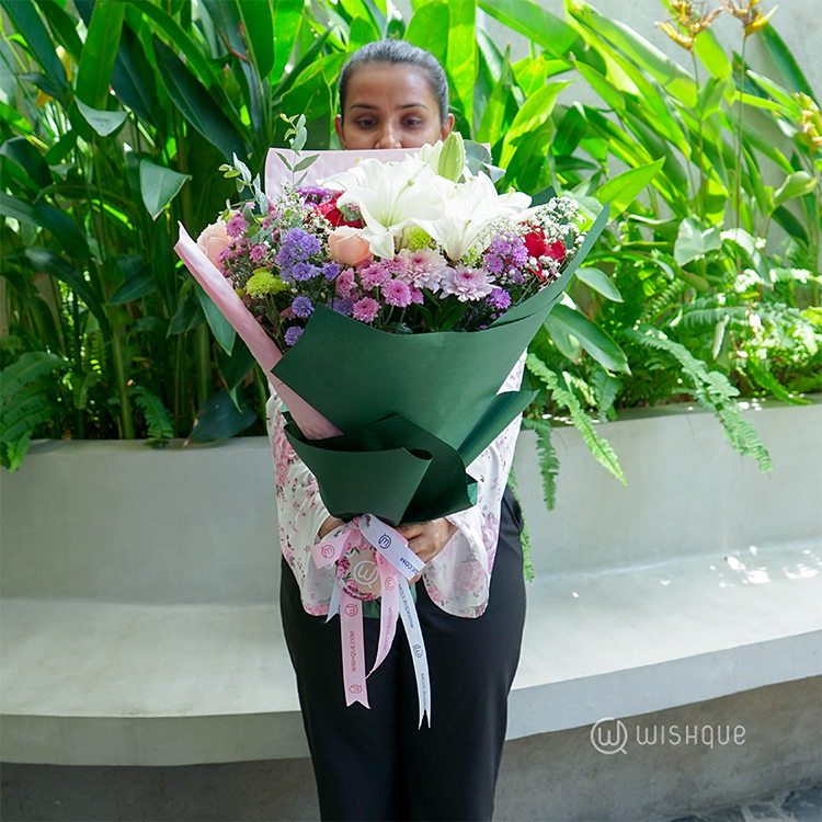 Pastel Melody Giant Lily Bouquet