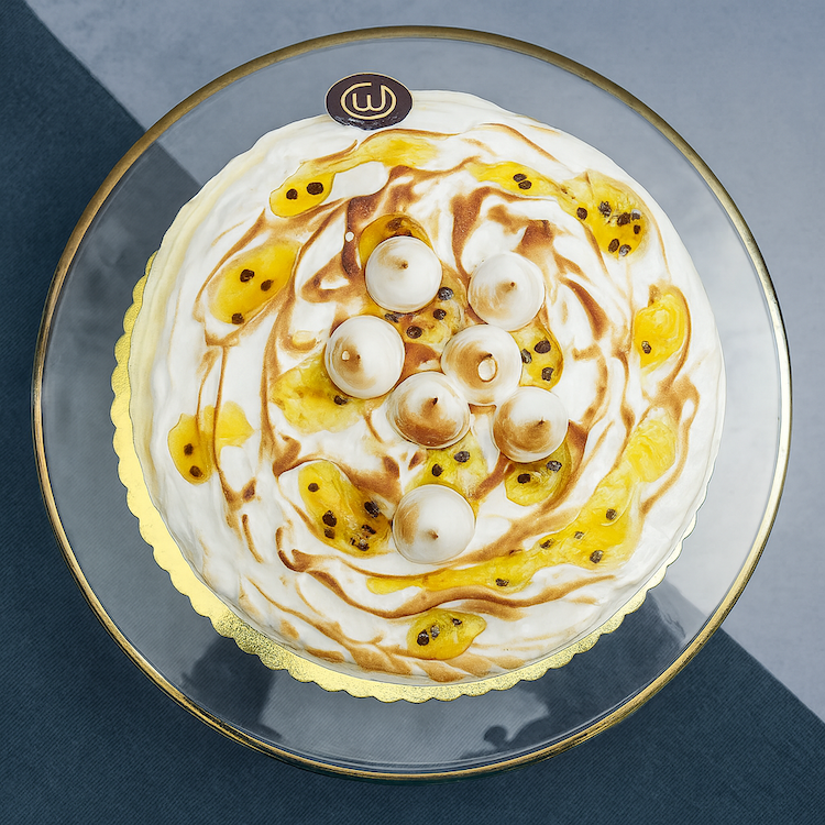 Meringue Passion Cheesecake