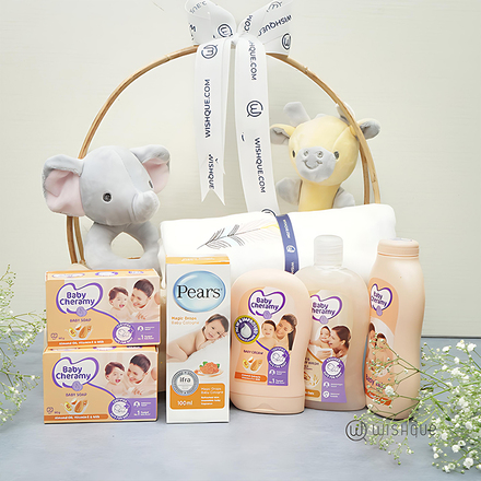 Essential Sweet & Cuddles Unisex Baby Hamper
