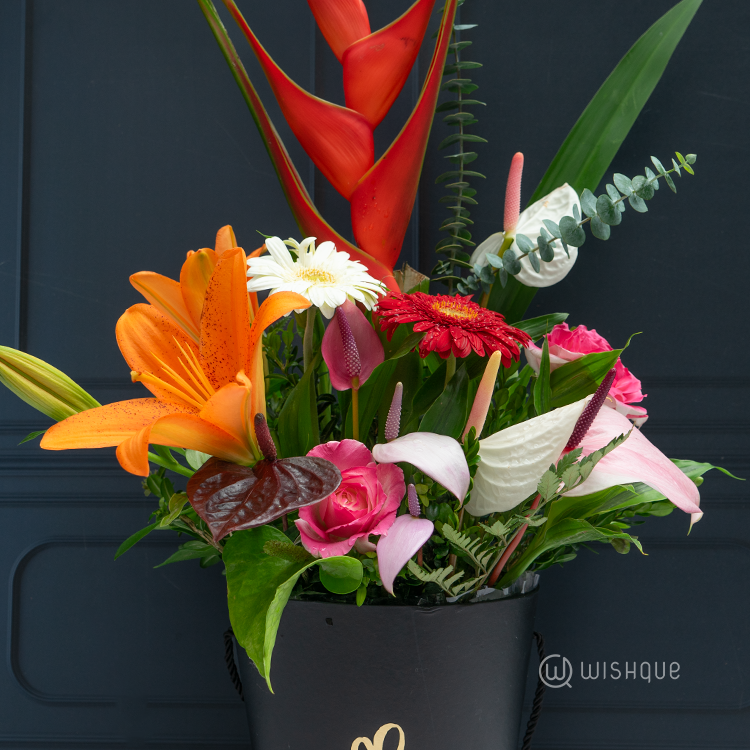 Lush Lagoon Floral Basket