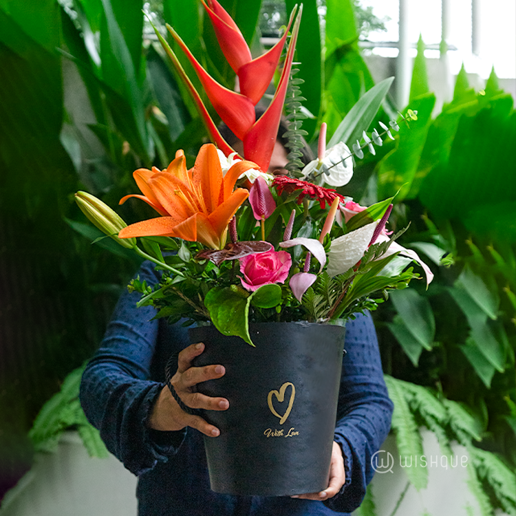 Lush Lagoon Floral Basket