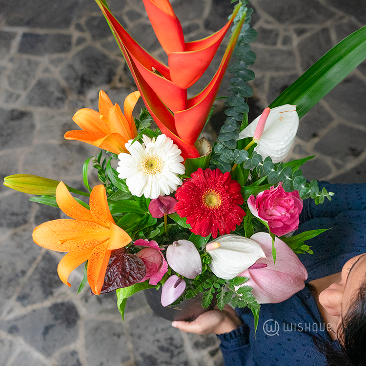 Lush Lagoon Floral Basket