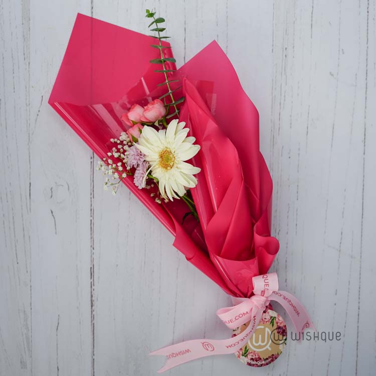 Dewdrop Berry Mini Bouquet