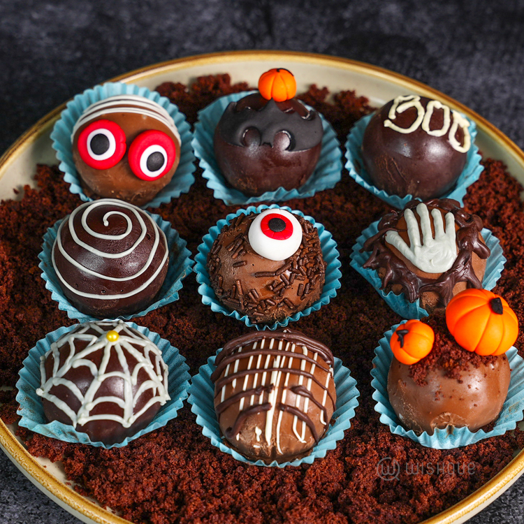 Midnight Monster Halloween Truffles Collection 9pcs