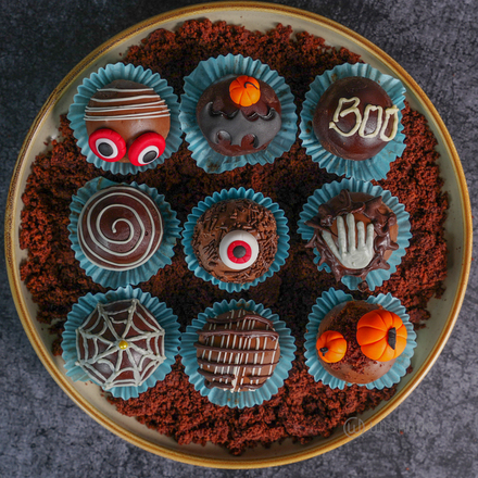 Midnight Monster Halloween Truffles Collection 9pcs