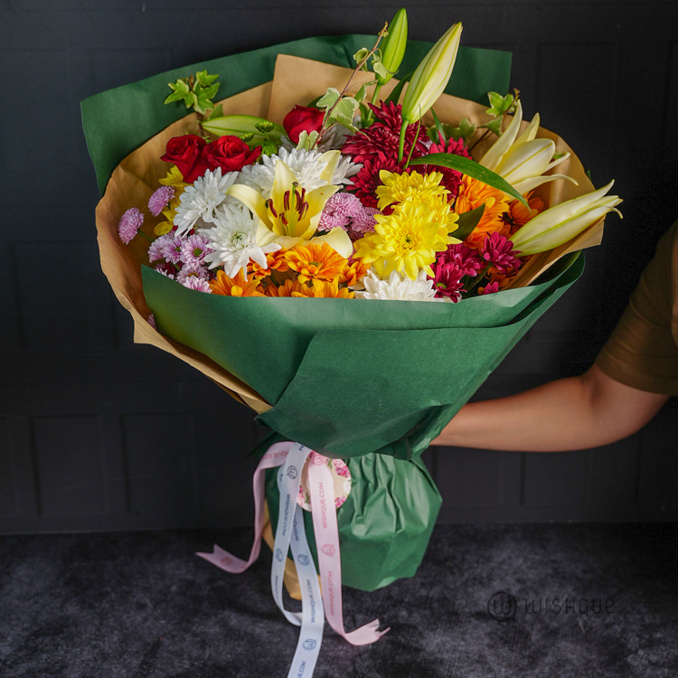 The Emerald Bloom Large Bouquet