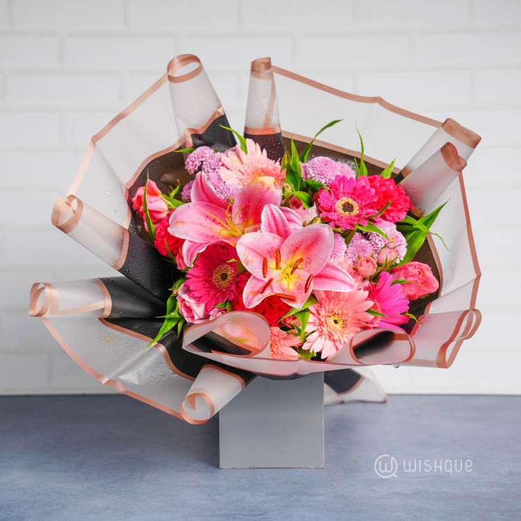 Chromatic Kiss Fresh Flower Bouquet