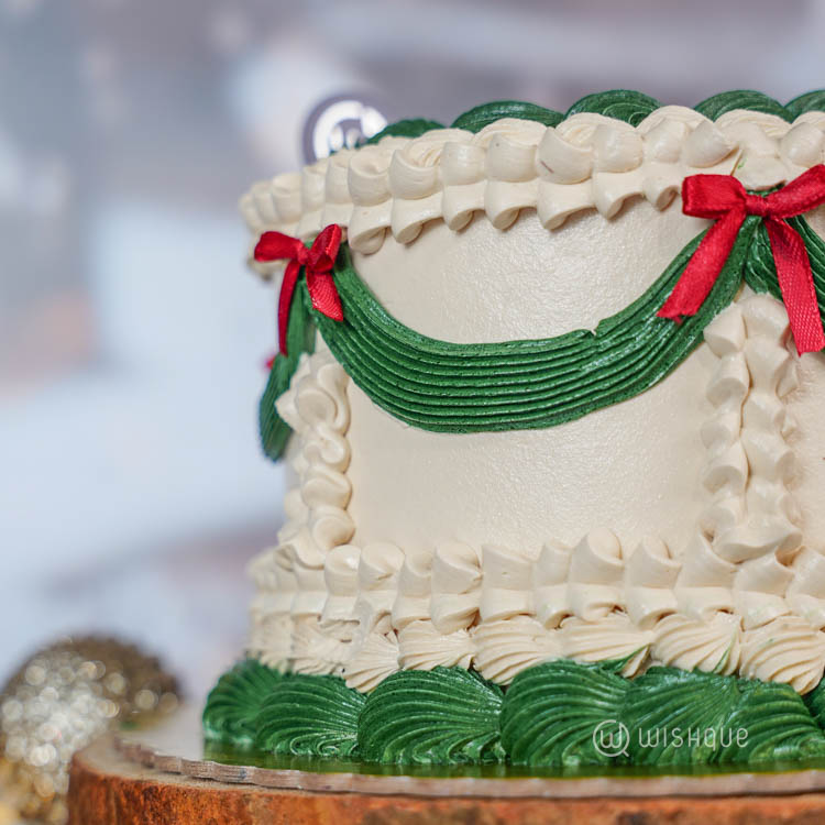 Blueberry White Chocolate Festive Cake