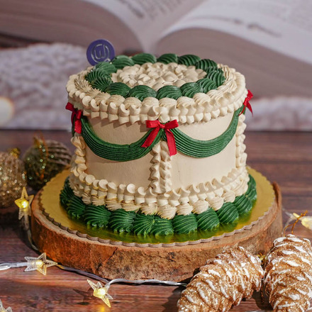 Blueberry White Chocolate Festive Cake