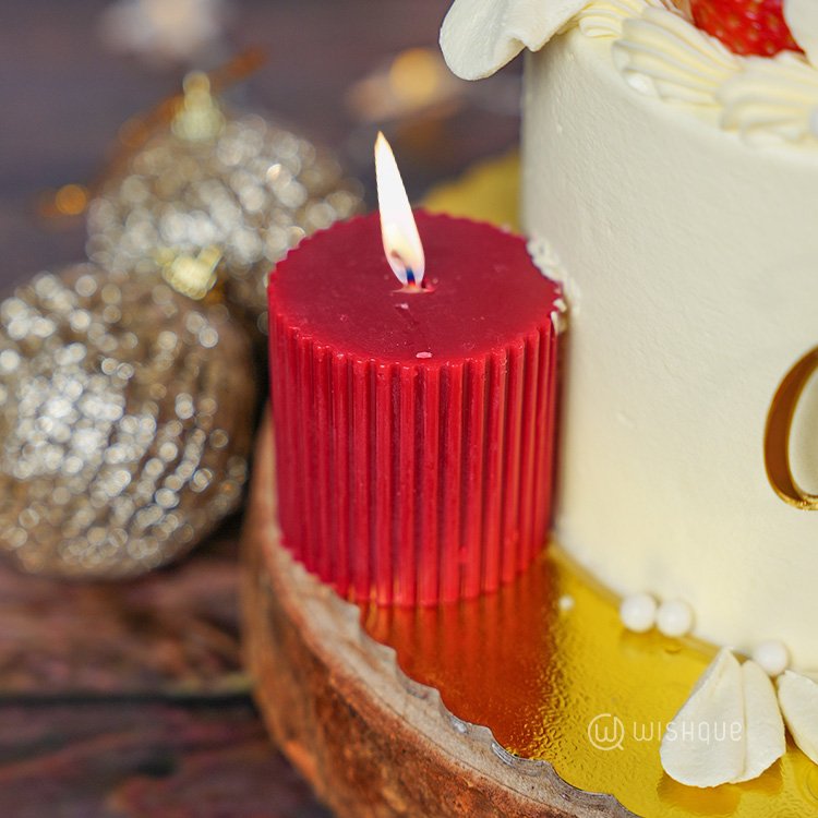 Cocoa Berry Snow Coated Xmas Tower Cake
