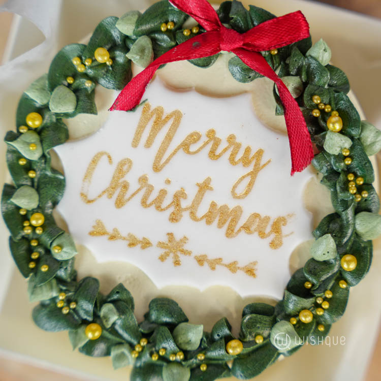 Merry Christmas Mini Wreath Assorted Pack