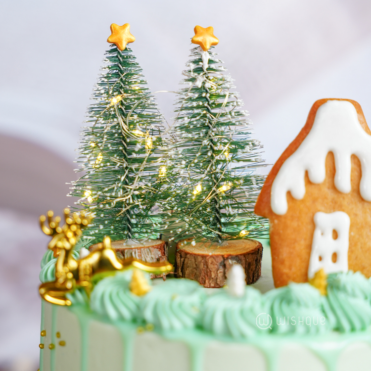 Twinkling Stars Gingerbread Forest Christmas Ribbon Cake