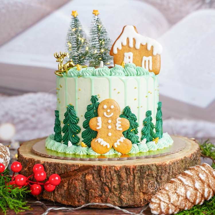 Twinkling Stars Gingerbread Forest Christmas Ribbon Cake