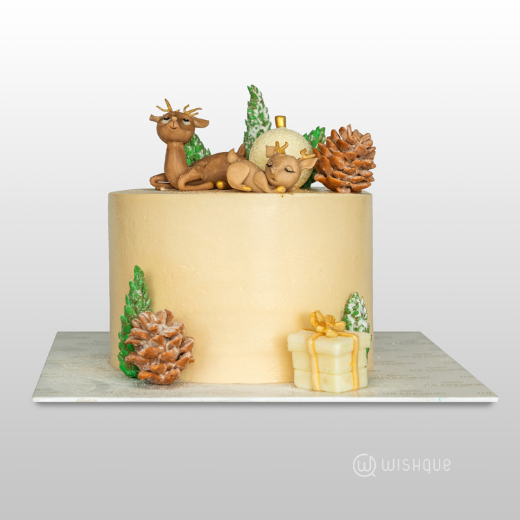 Winter Raindear Ribbon Cake