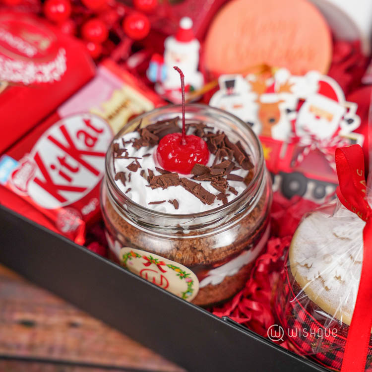 Ruby Red Merry Sweet Hamper