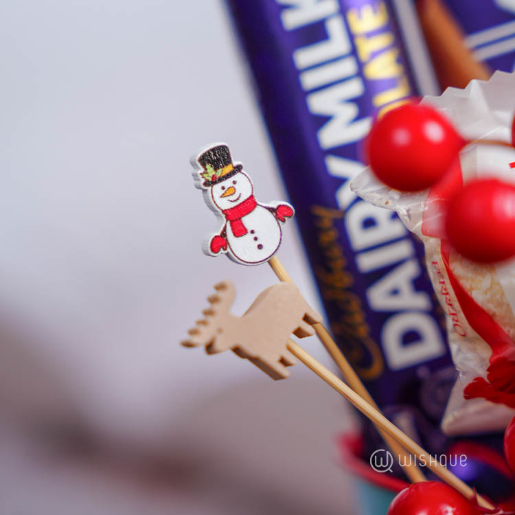 Snowman Sweets Gift Bucket