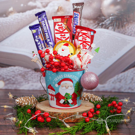 Snowman Sweets Gift Bucket