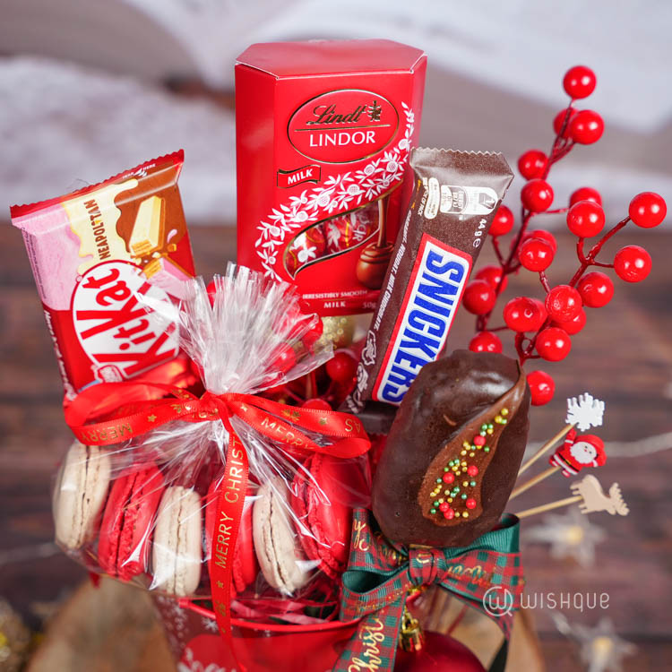 Santa's Sweetest Surprise Bucket