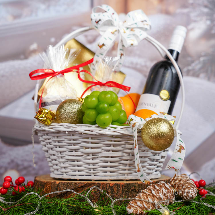 Golden Yuletide Snowy Treasure Bucket