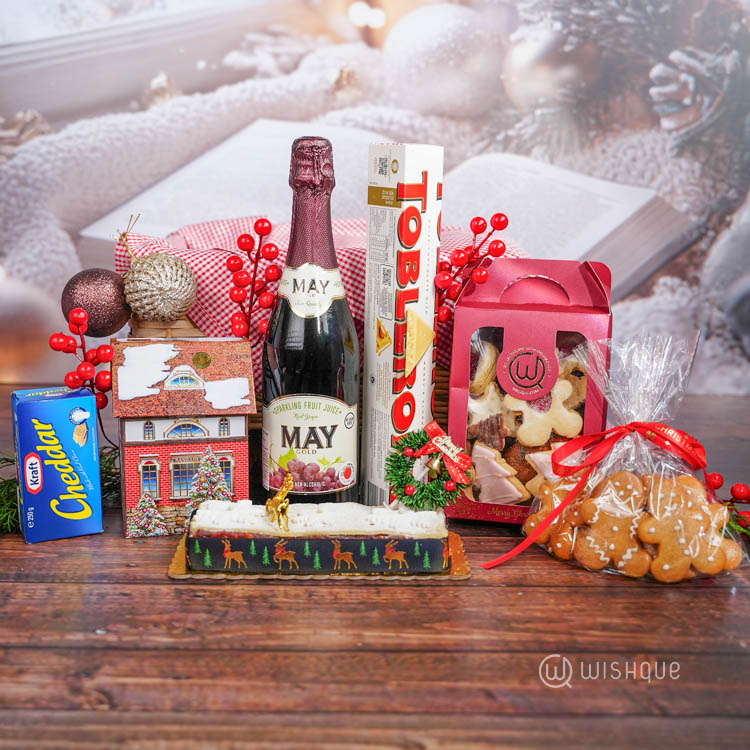 Winter Cottage Treats Hamper