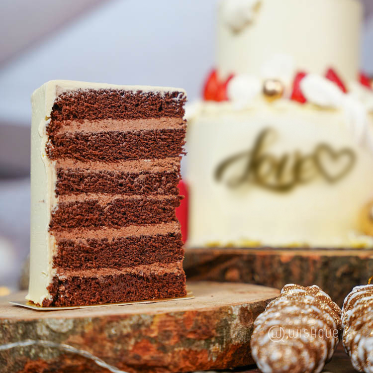 Cocoa Berry Coated Tower Cake