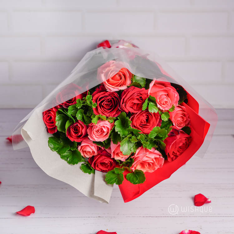 Botanical Blush Roses Flower Bouquet