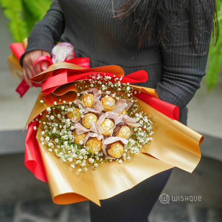 Gold Romance Ferrero Bouquet