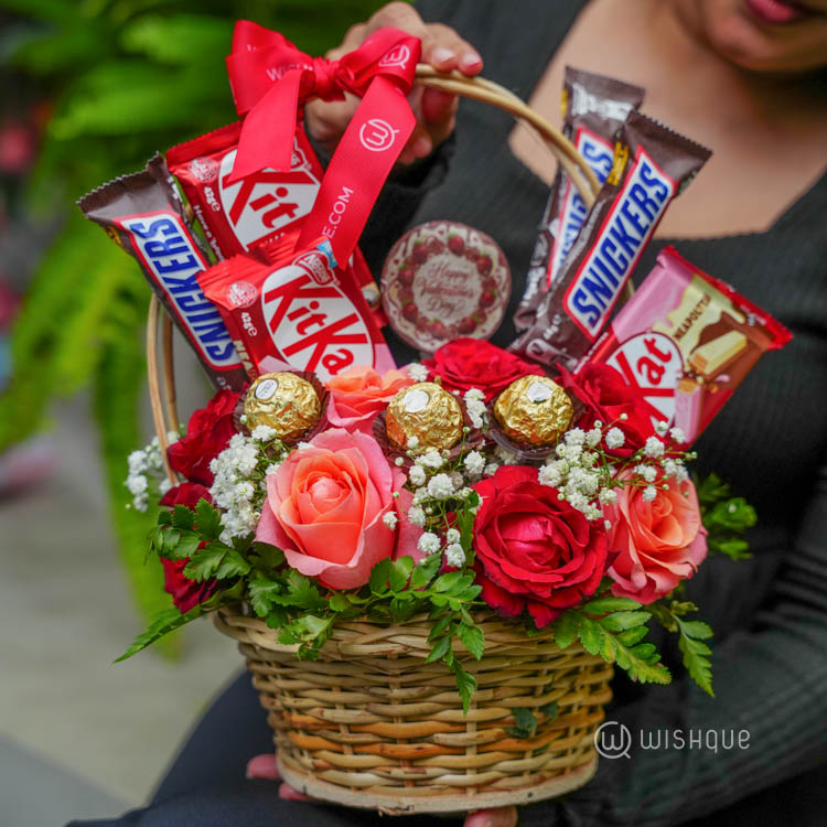 Sweetest Sentiments Valentine's Bloom Basket