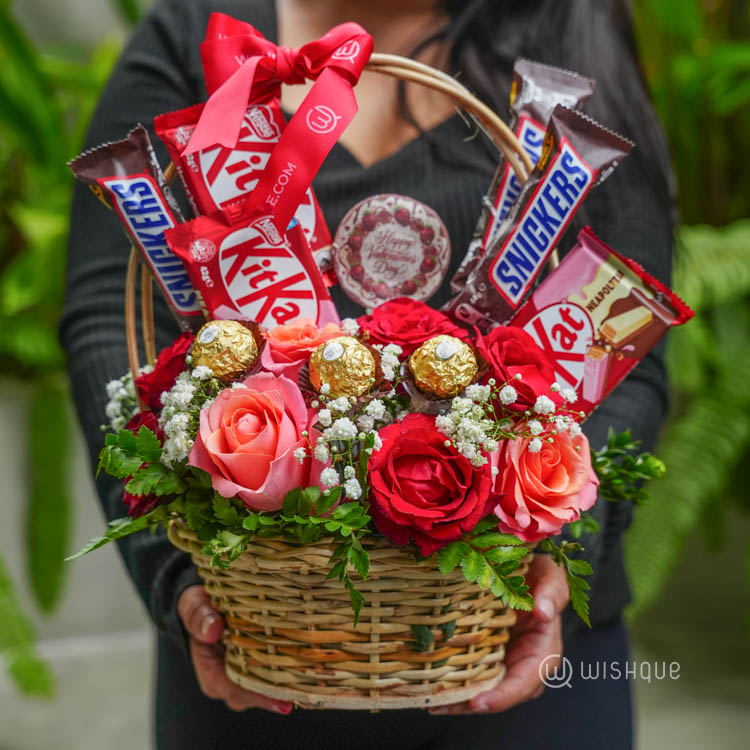 Sweetest Sentiments Valentine's Bloom Basket