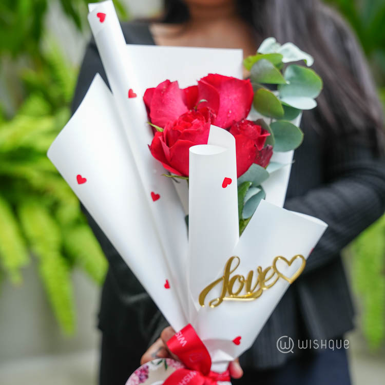 Simply Scarlet Mini Rose Bouquet