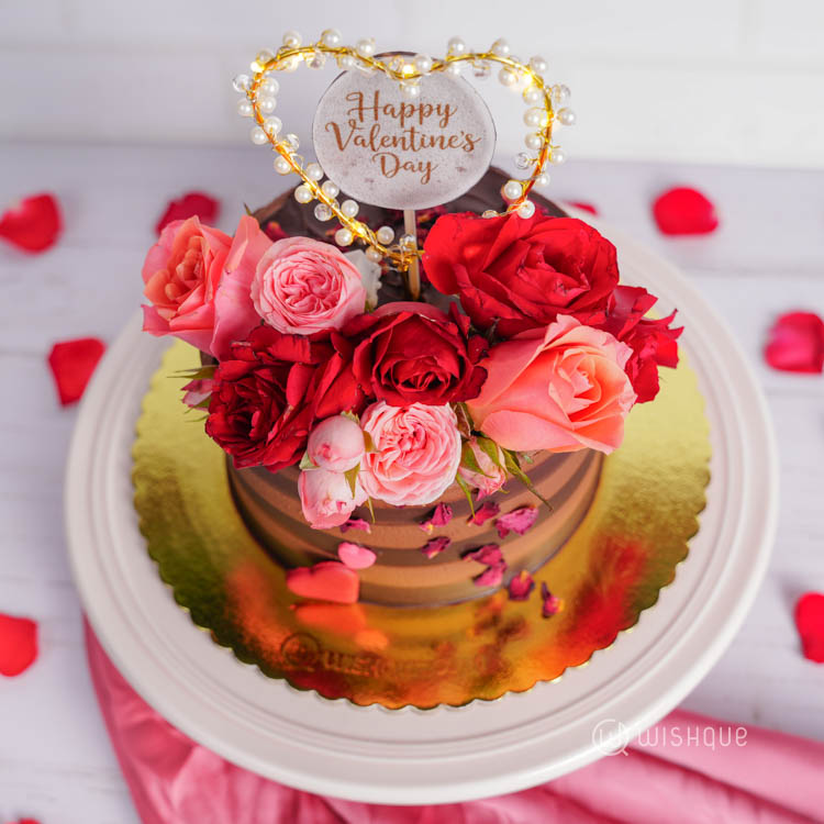 Happy Valentine's Rose Petal Gift Set