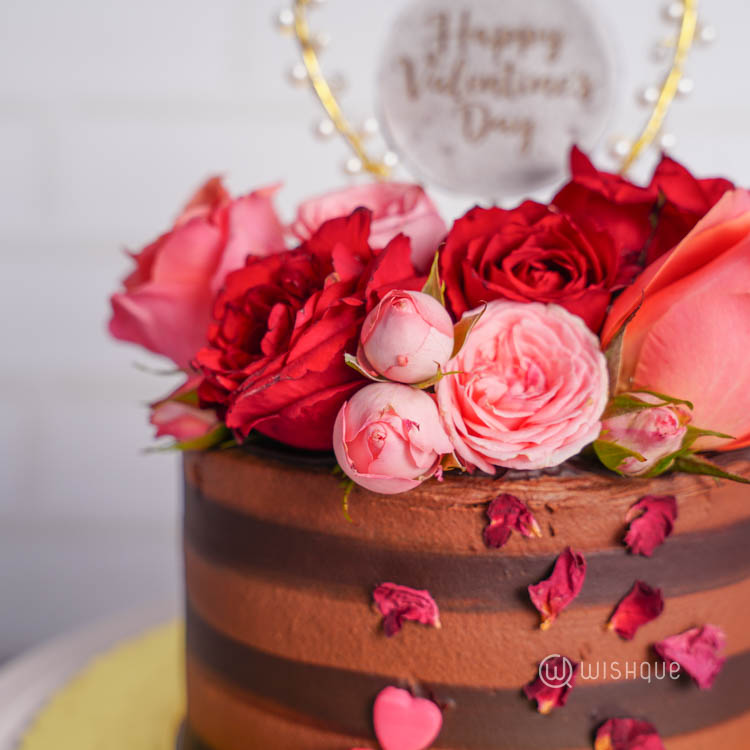 Happy Valentine's Rose Petal Gift Set