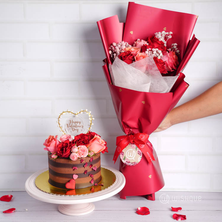 Happy Valentine's Rose Petal Gift Set